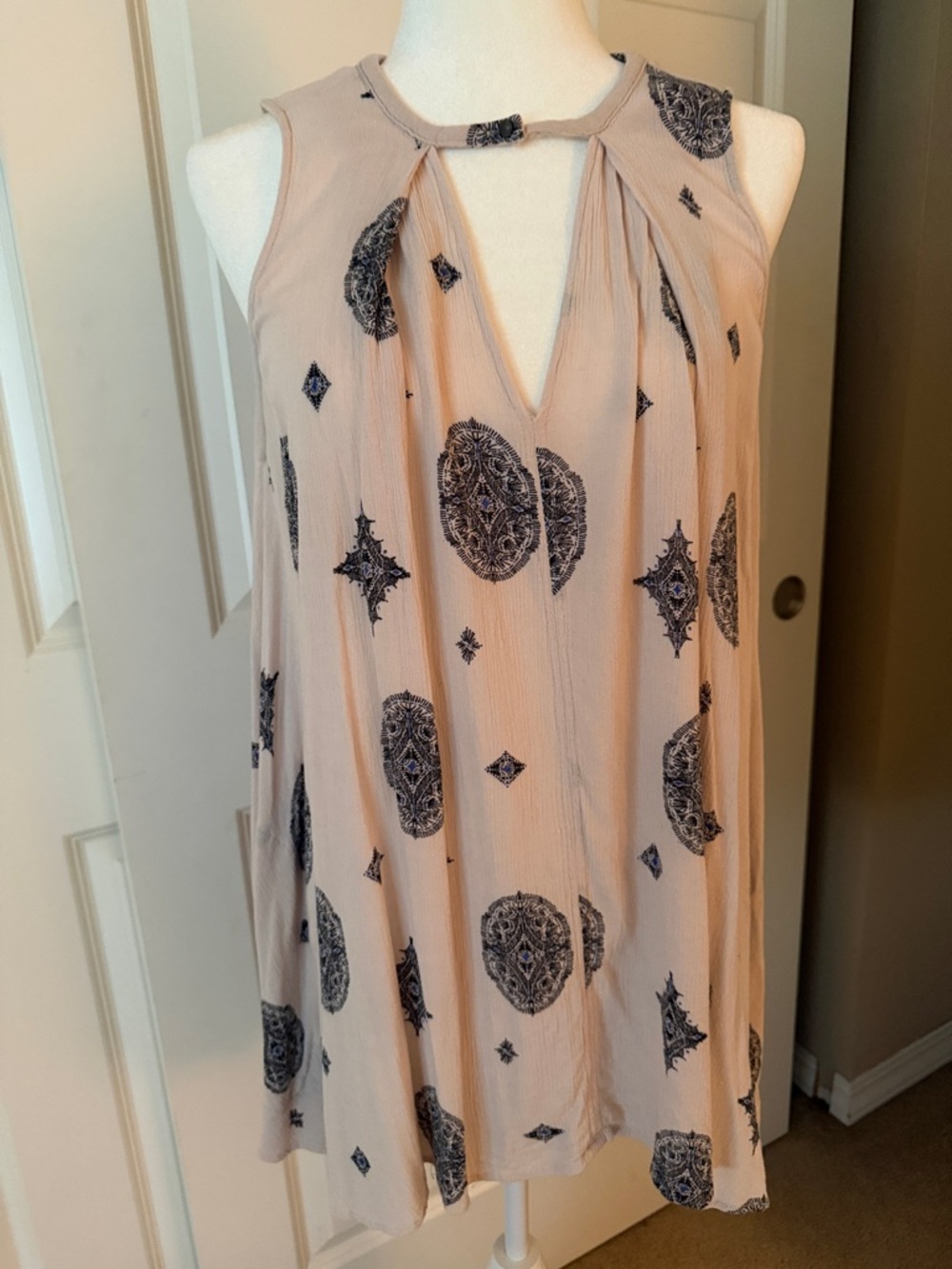 Free People Blush Pink Medallion-Print Keyhole Blouse